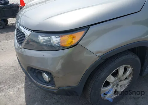 2012 Kia Sorento Lx from USA, damaged, VIN 5XYKT3A69CG295585
